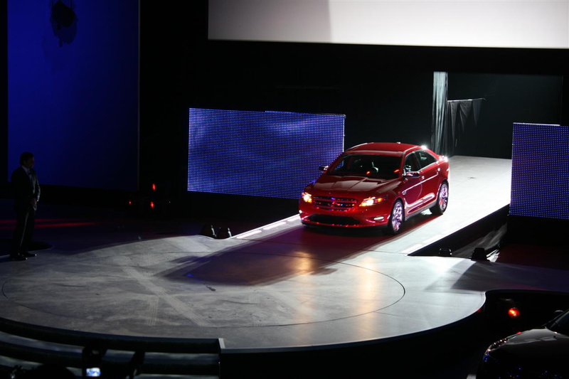 Illustration for article titled 2010 Ford Taurus: A Flagship Returns